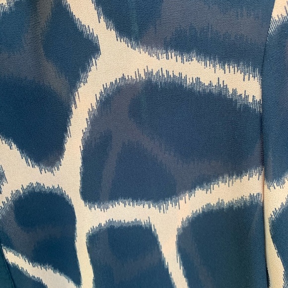 Michael Kors Button up top - size S - Picture 5 of 11